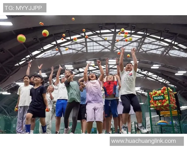 聚焦网球：探讨上海网球队如何通过团队协作提升竞技水平与凝聚力